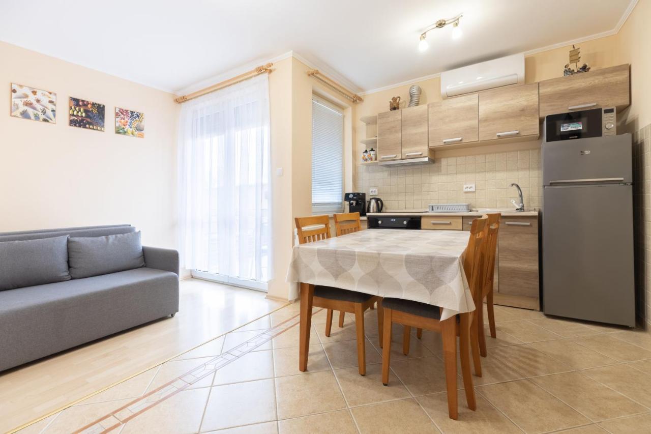 Marta Apartman Хайдусобосло Экстерьер фото