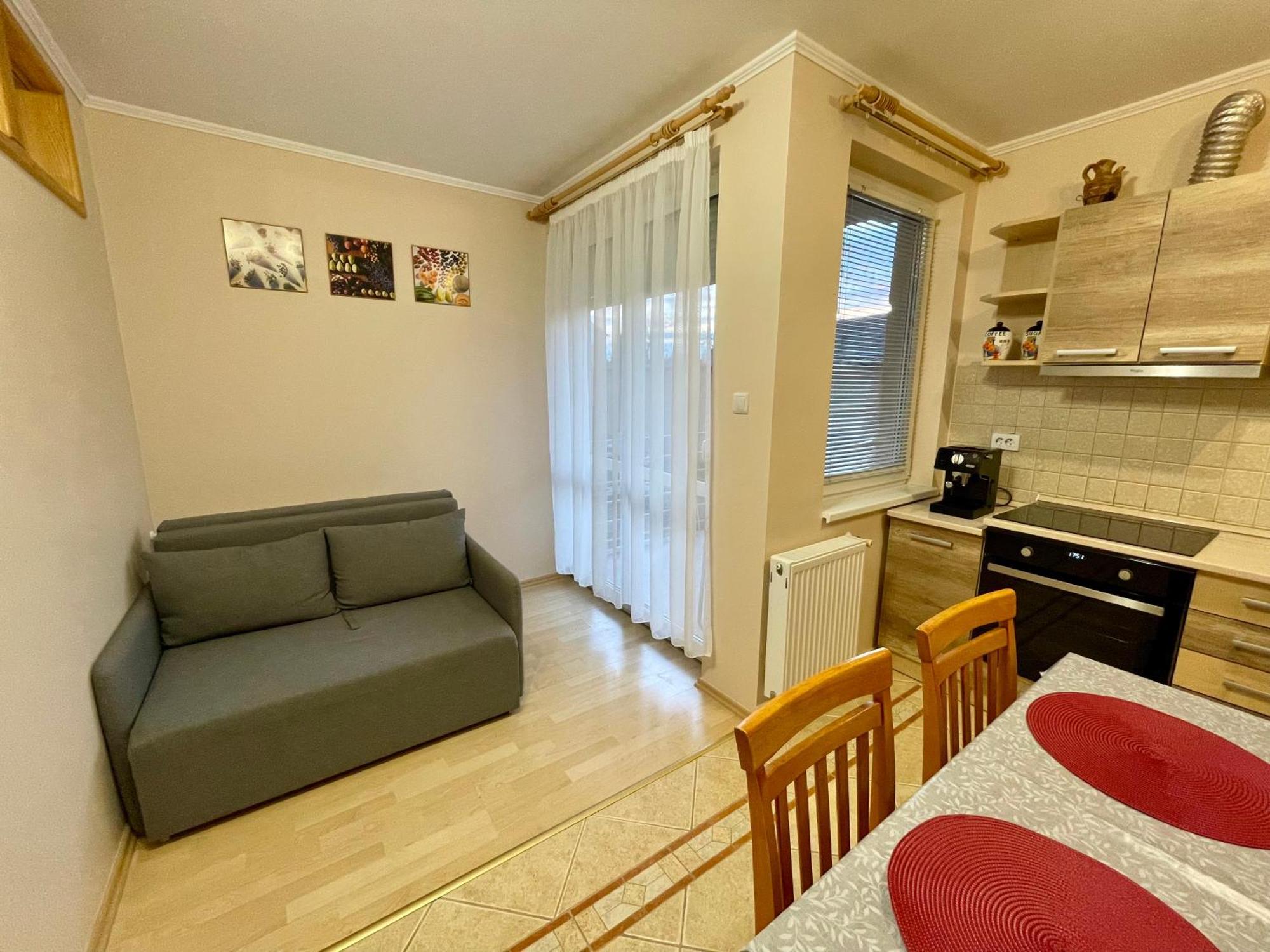 Marta Apartman Хайдусобосло Экстерьер фото